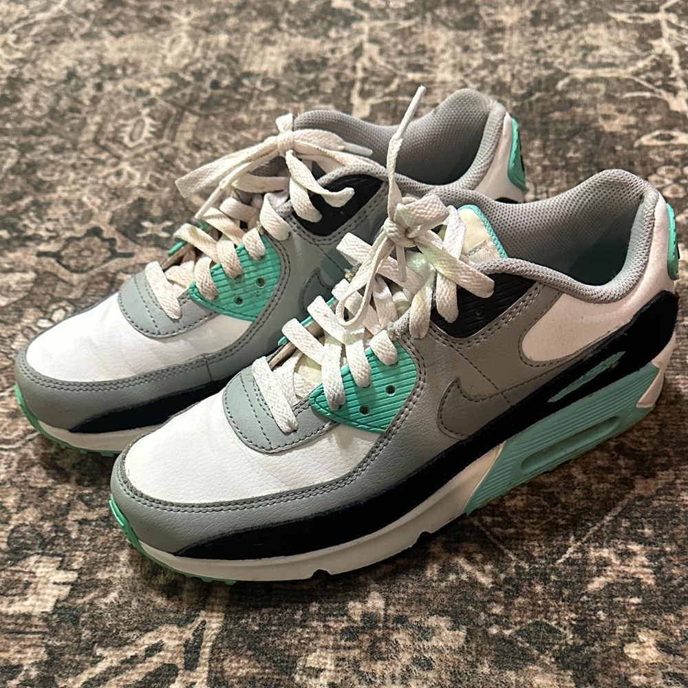 Nike Sneakers in Gray and Teal